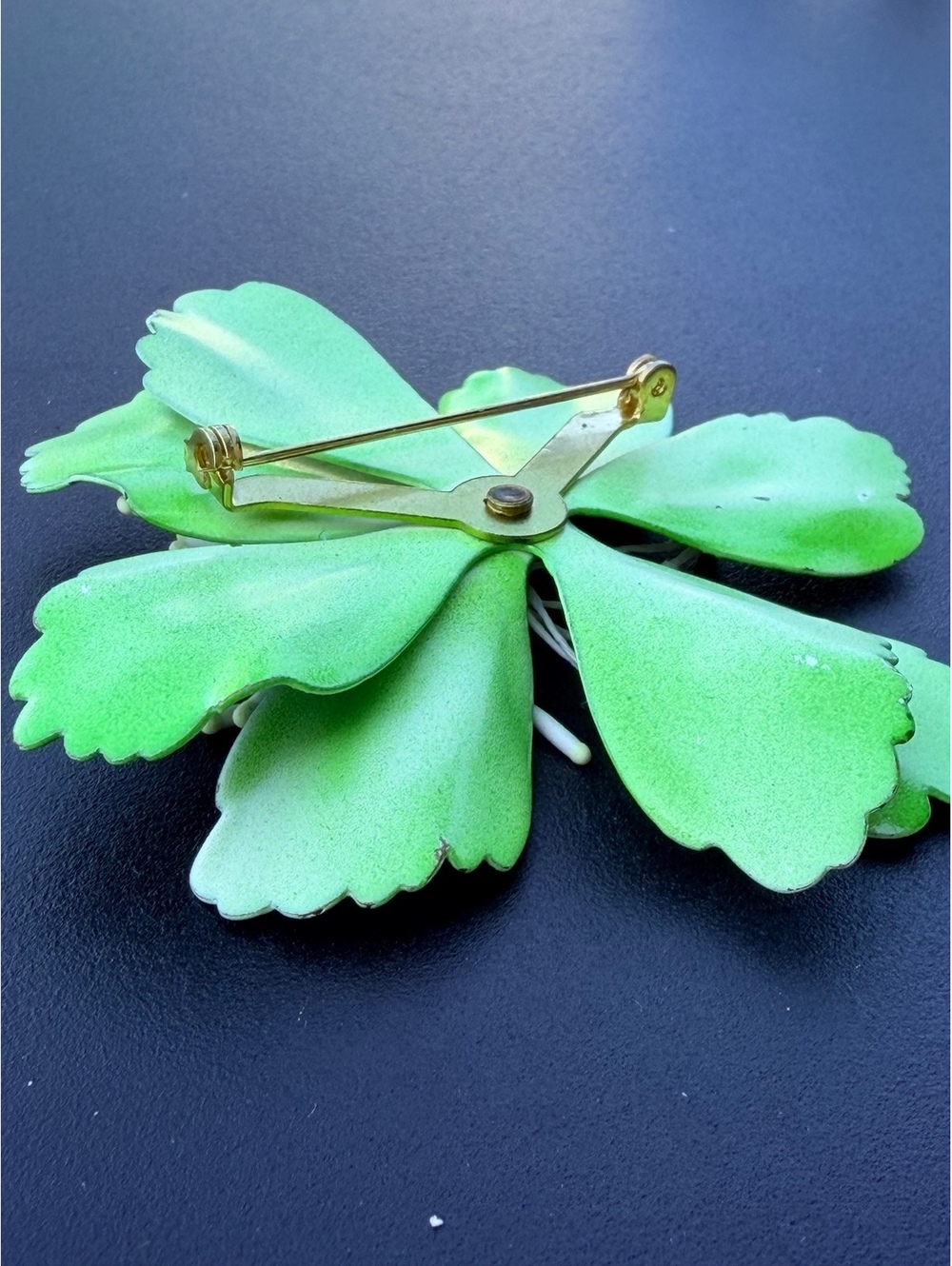 Vintage Green Enamel Flower Brooch Statement Pin - Picture 2 of 5